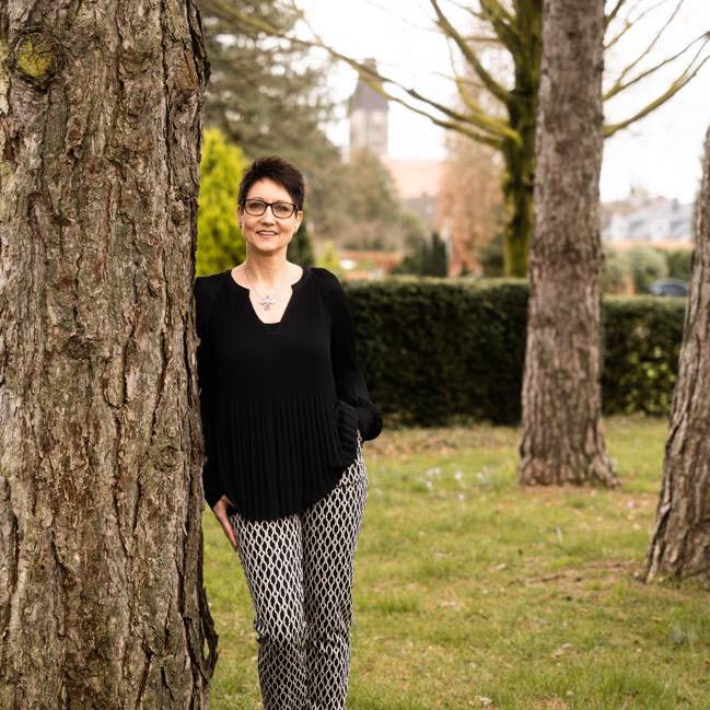 Trauerrednerin Maike Lapcevic